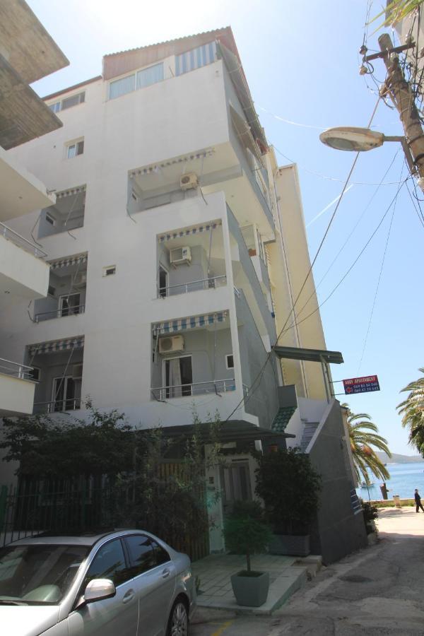 Andy Apartments Sarandë Exterior foto