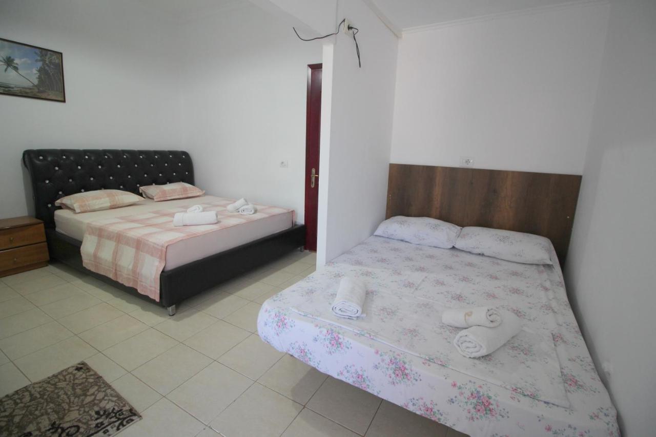 Andy Apartments Sarandë Exterior foto