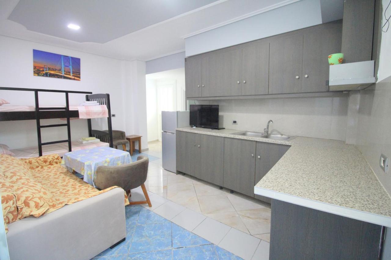Andy Apartments Sarandë Exterior foto