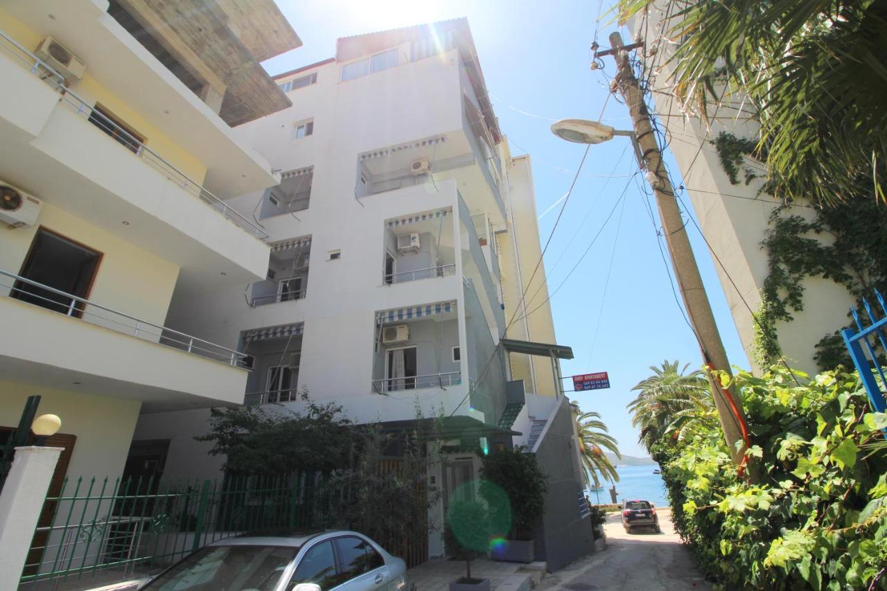 Andy Apartments Sarandë Exterior foto