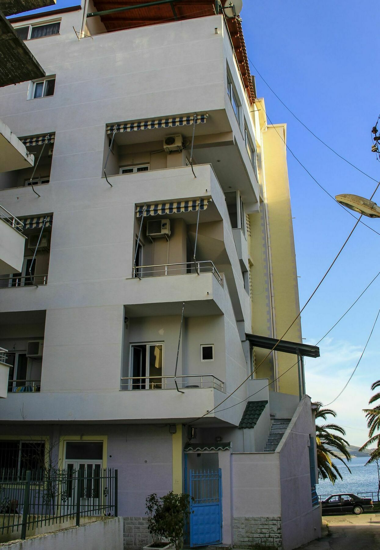 Andy Apartments Sarandë Exterior foto